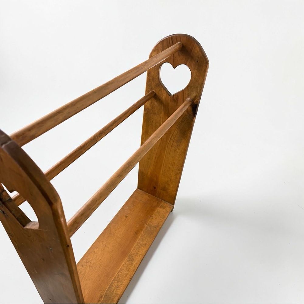 Large Vintage Wooden Quilt Rack Stand w/ Heart Cutouts Solid Pine Amish Made EUC - Picture 8 of 15